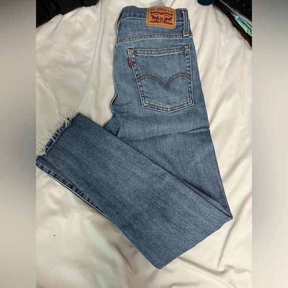 Levi’s - Wedgie Skinny - size 25 faded blue color - Picture 3 of 5